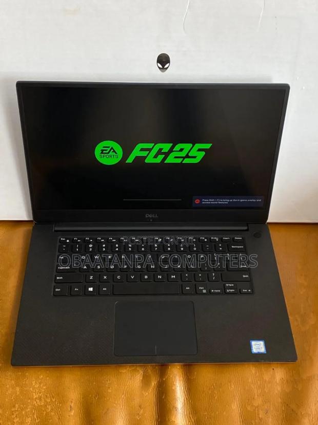 Laptop Dell XPS 15 9570 16GB Intel Core I7 SSD 256GB · Photo 3