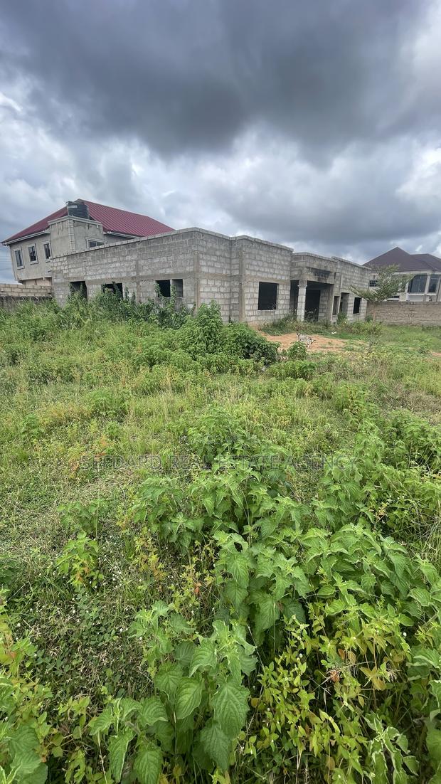 4bdrm House in Sefdard Real Estate, Amasaman for sale · Photo 1