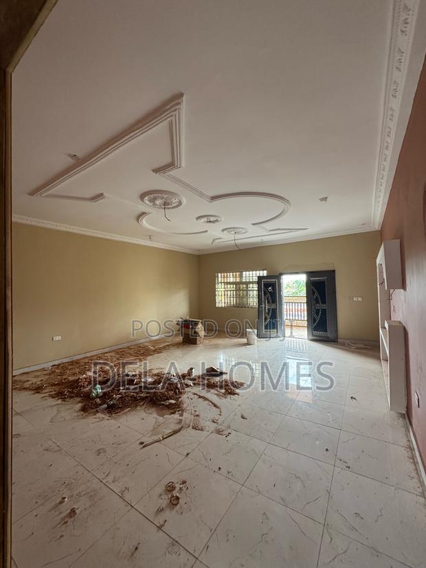 Newly Built Three Bedroom Apartment for Rent · Photo 2