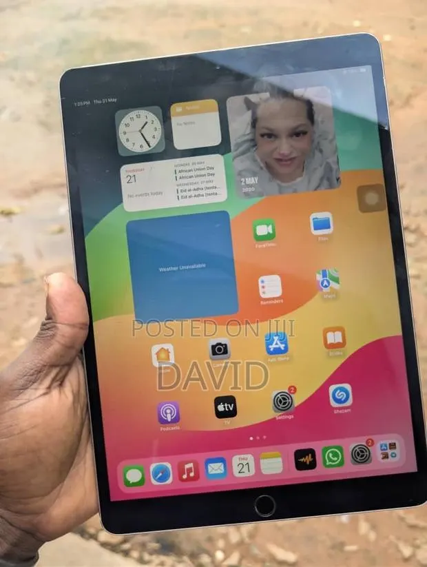Apple iPad Pro 10.5 (2017) 512 GB Silver · Photo 1