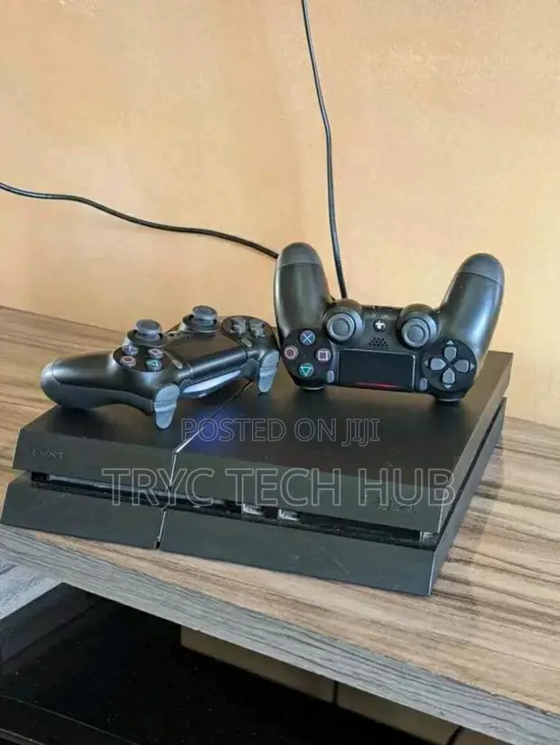 Ps4 With Fifa 26 · Photo 1