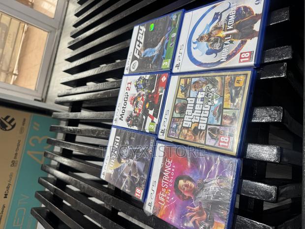 Play Station 5 CDS Available in Stock · Photo 3