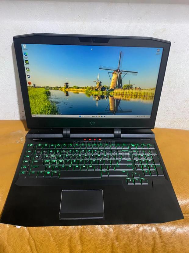 Laptop HP Omen X 17t 16GB Intel Core I7 SSD 256GB · Photo 5