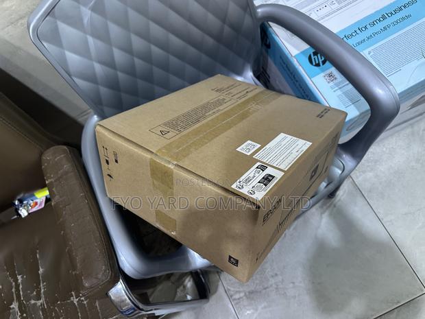 Epson Ha86b Co-W01 Eeb Multimedia Projector · Photo 2