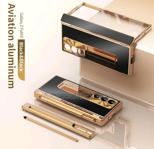 Z Fold 6 Case With Stand And A Pen Slot With A Touch Pen · Photo 1