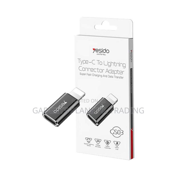 Lightning to Type-C Data Transfer Fast Charge Otg Adapter · Photo 1