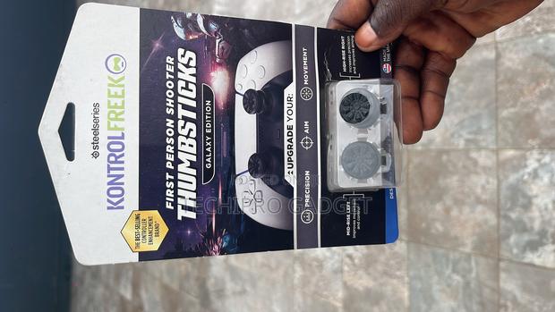 Kontrolfreek Thumbsticks Sealed · Photo 2