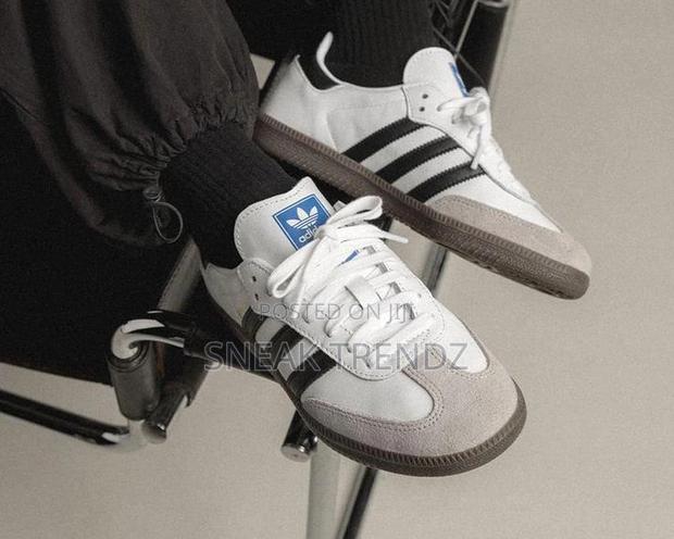 Adidas Samba Black White Leather · Photo 2