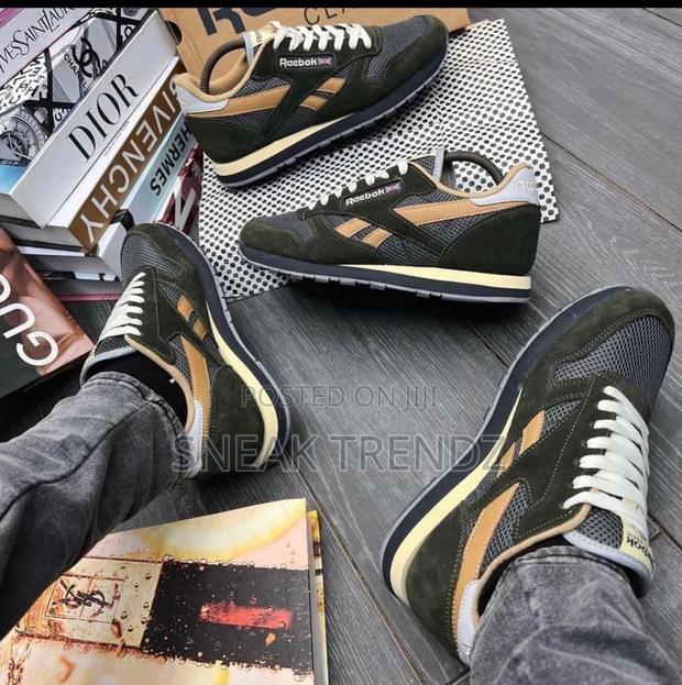 Reebok Classic Brown Cream and Amry Suade · Photo 2