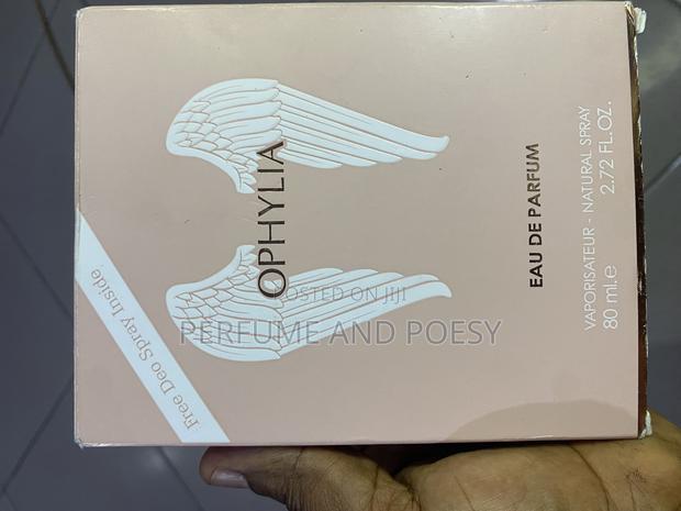 Ophylia Perfume · Photo 1