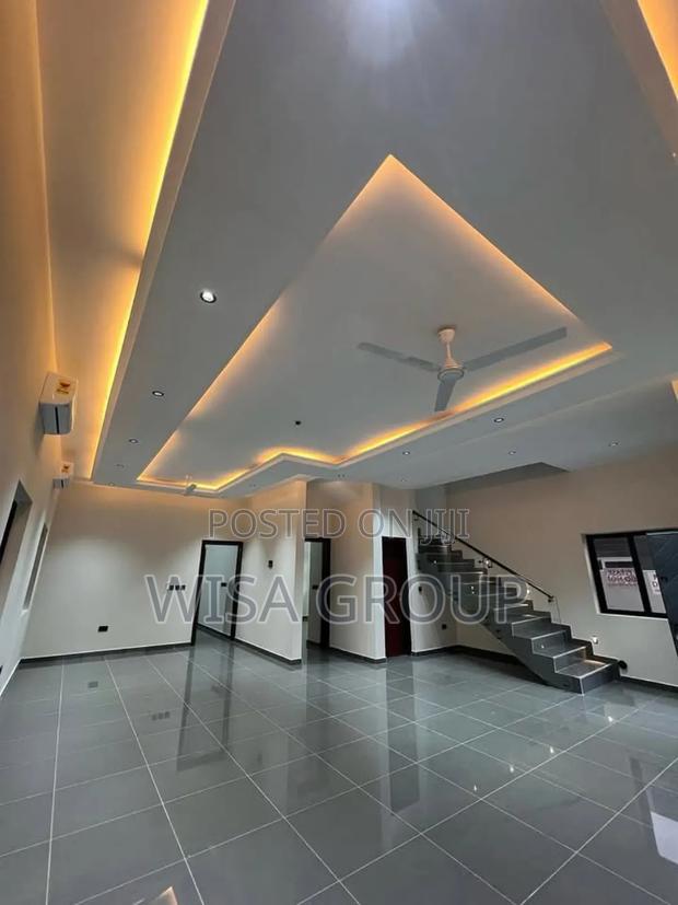 4bdrm Duplex in Wisa Group, Accra Metropolitan for sale · Photo 3