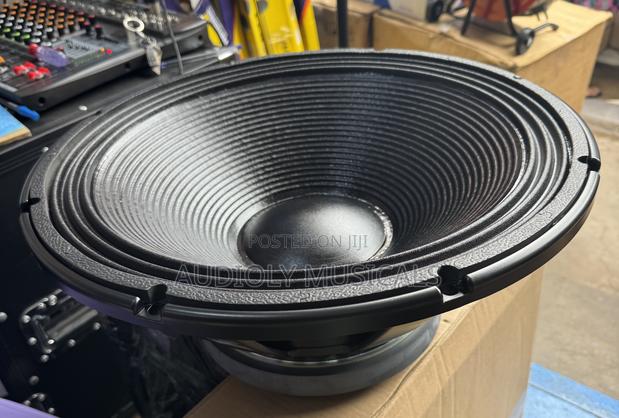 RCF - 18inches Single Magnet (2500watt) · Photo 6
