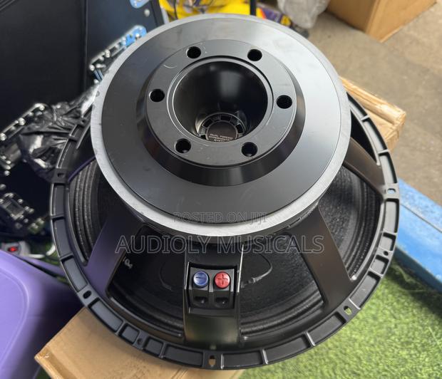 RCF - 18inches Single Magnet (2500watt) · Photo 4