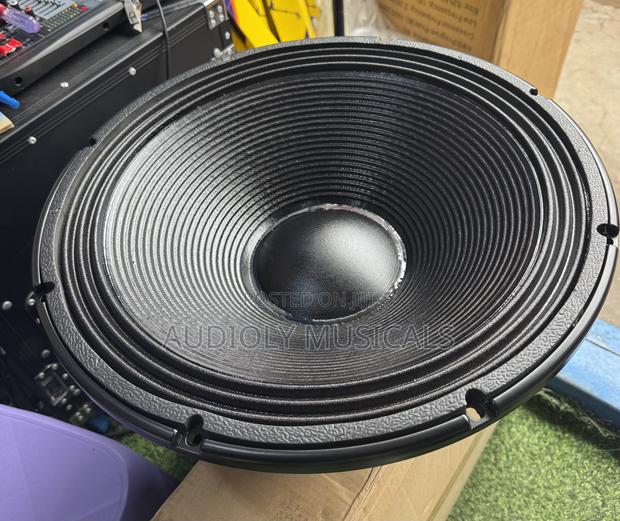 RCF - 18inches Single Magnet (2500watt) · Photo 2