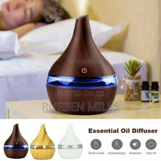 Luminous Wood Grain Aroma Air Diffuser Humidifier · Photo 1