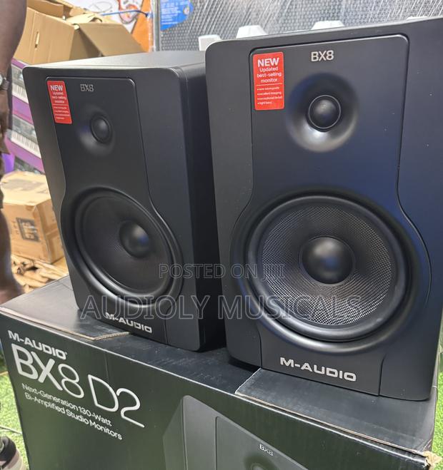 M- Audio/Bx8 D2 Nest Generation 1300watt Studio Monitor · Photo 1