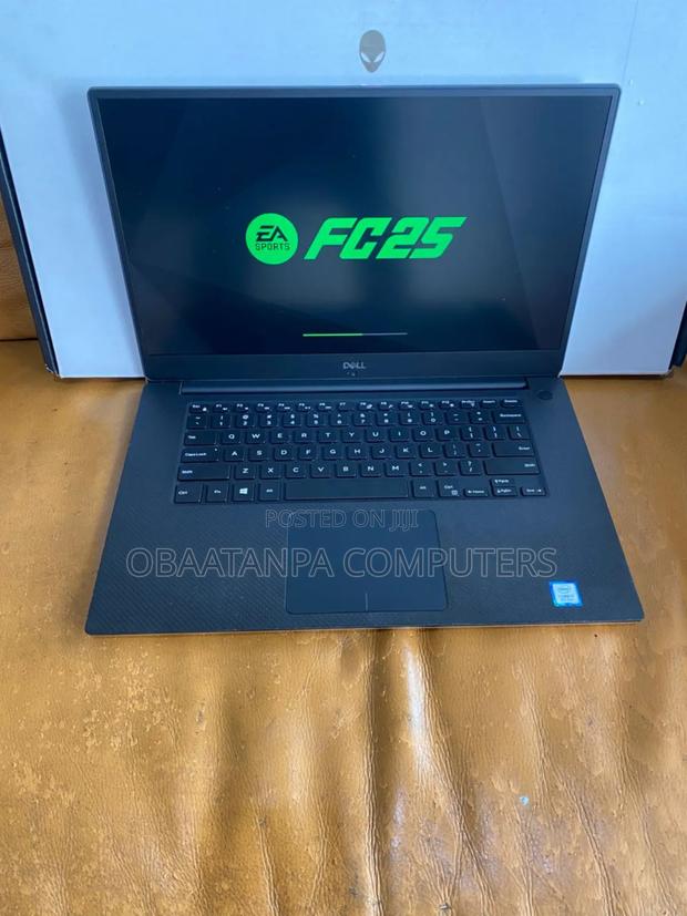 Laptop Dell XPS 15 9570 1GB Intel Core I7 SSD 256GB · Photo 1