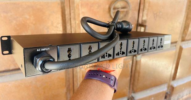 Dbx Power Sequencer - Breaker Type [New, Upgraded · Photo 2