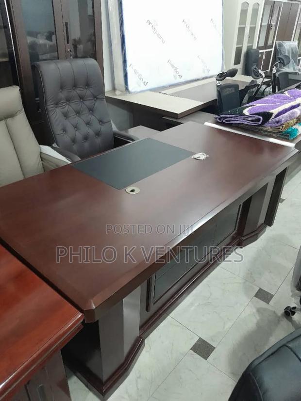 Executive Office Table · Photo 1
