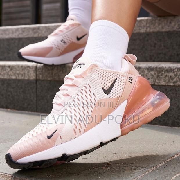 Nike Air Max 270 Light Soft Pink · Photo 1