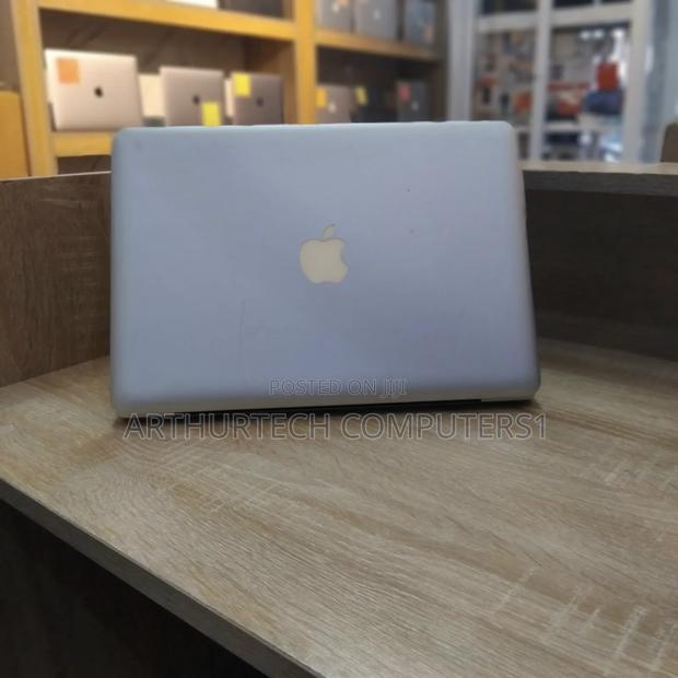 Laptop Apple MacBook Pro 2010 4GB Intel Core 2 Duo HDD 320GB · Photo 4