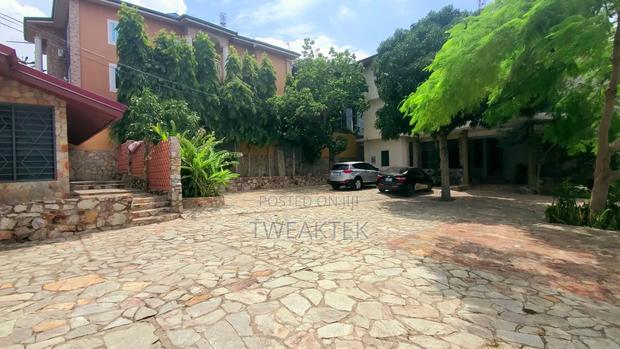 2bdrm Apartment in Mccarthy Hill Estate for sale · Photo 4