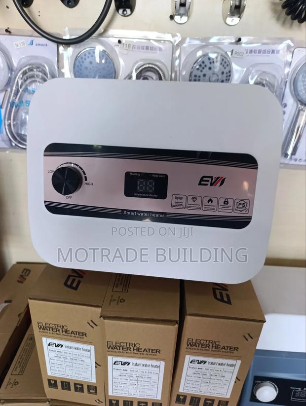 10 Litres Water Heater · Photo 1