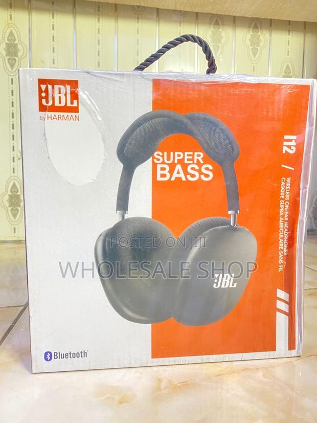 JBL Super Bass I12 Headset · Photo 1