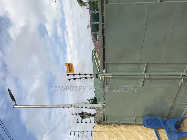 High Voltage Electric Fence · Photo 4