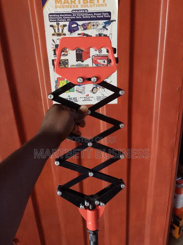 Hand Rivet Machine Quality · Photo 4