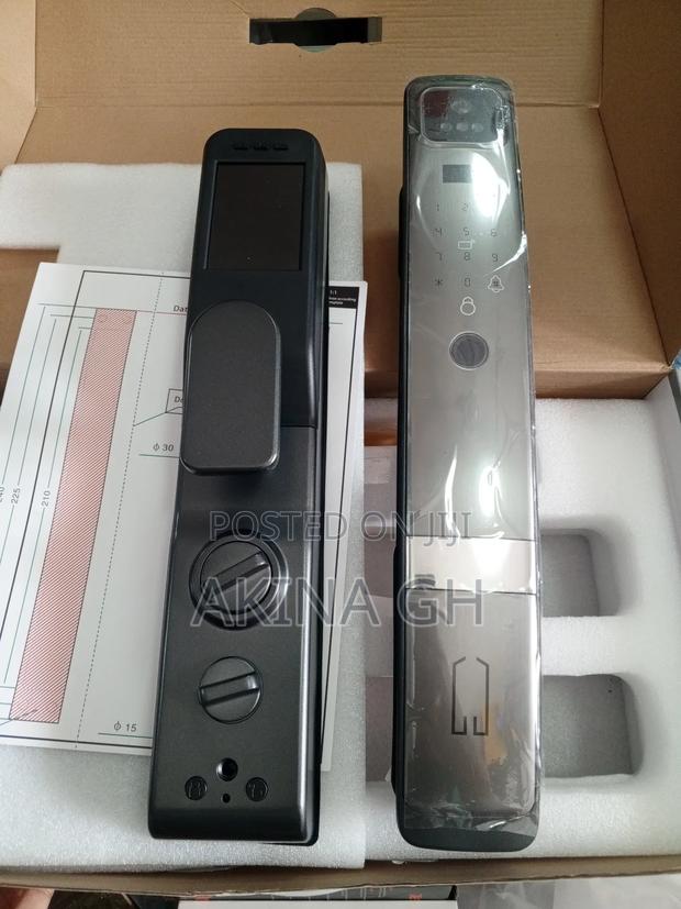 Tuya Smart Door Lock With Face Recognition · Photo 1