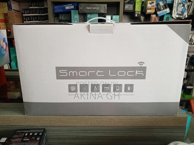 Tuya Smart Door Lock With Face Recognition · Photo 2