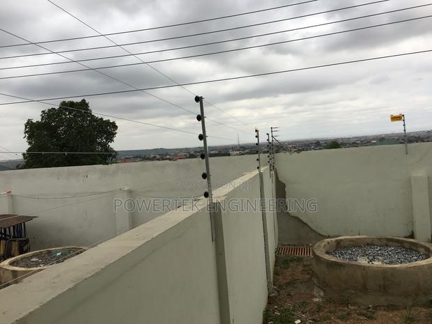 Electric Fence Installation · Photo 3