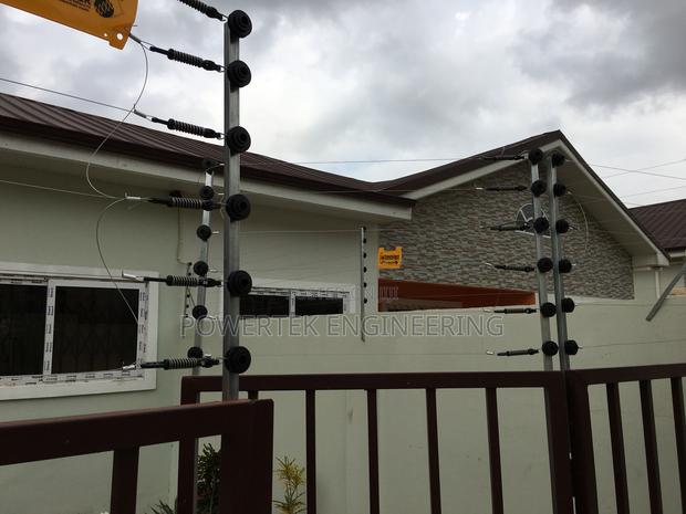 Electric Fence Installation · Photo 2