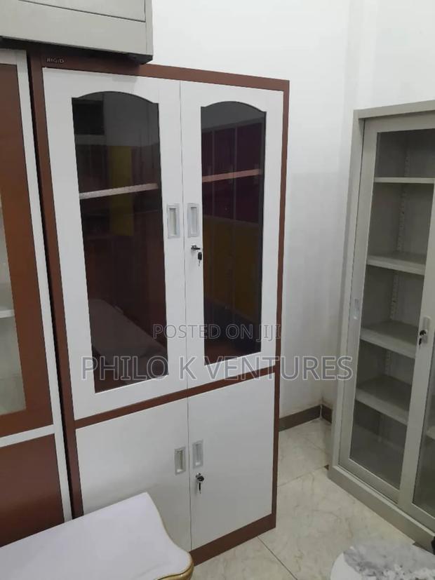Cabinet With 4 Save · Photo 1