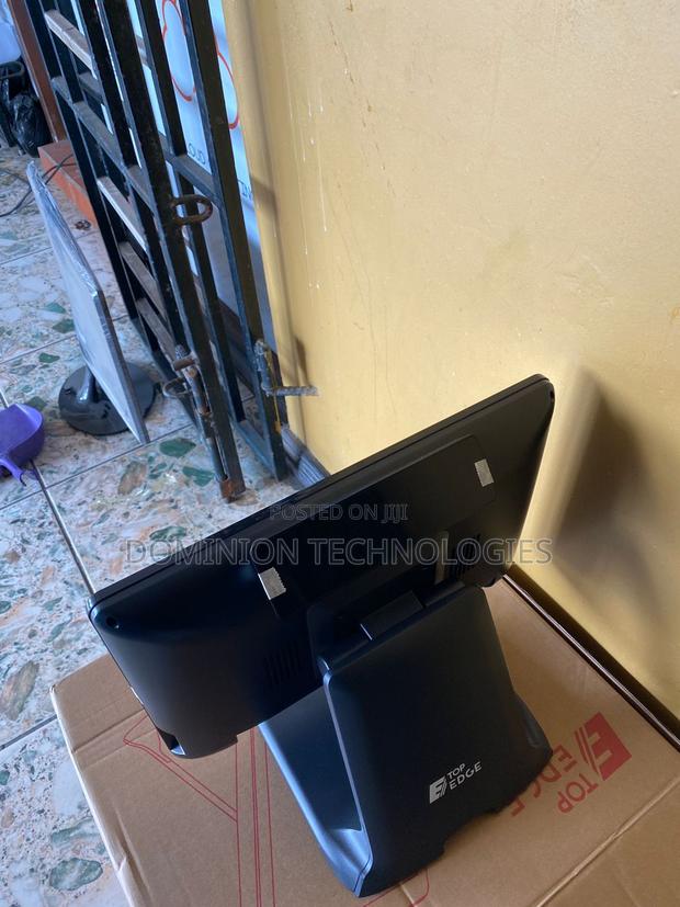 Top Edge Single Screen I5/6th Gen-2.3ghz/8g/256g/15.6" Pos · Photo 1