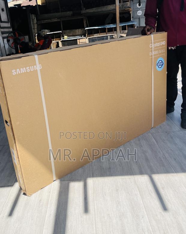 Unique Classic Samsung 65du8000 65”Uhd Tv(Black). · Photo 2
