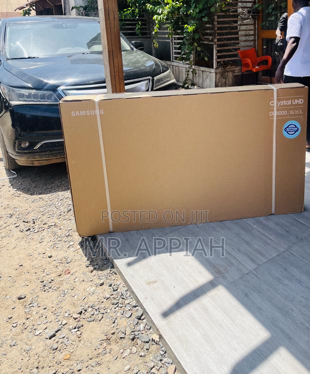 Classic Samsung 65du8000 65” Uhd Smart Tv(2025). · Photo 1