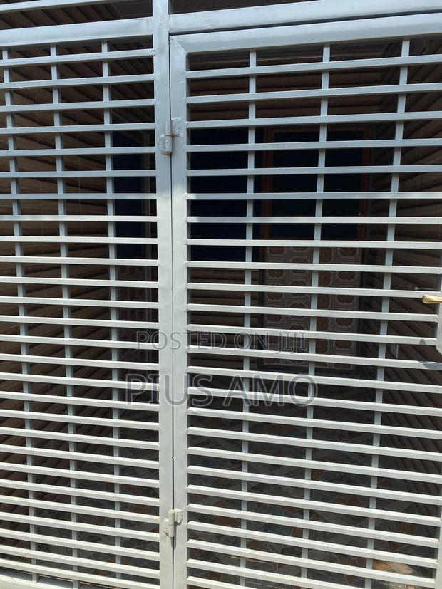 1bdrm Apartment in Teshie Estate for rent · Photo 2