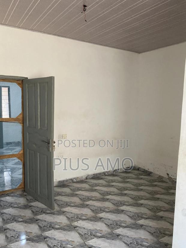 1bdrm Apartment in Teshie Estate for rent · Photo 5