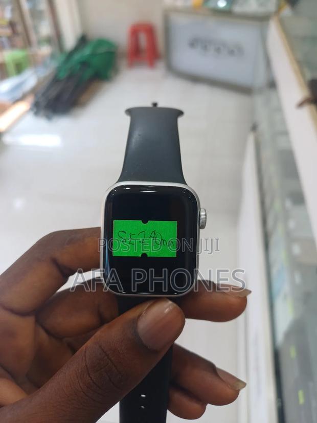 Aapple Series Watch Se 2 40 Mm · Photo 2