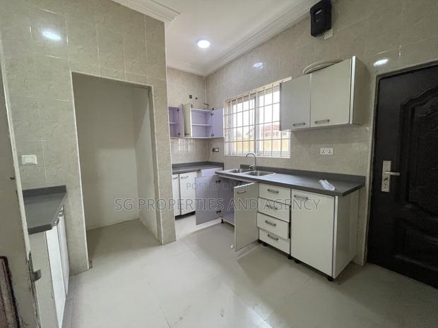 3bdrm House in Batsonaa, Baatsona Total for rent · Photo 7