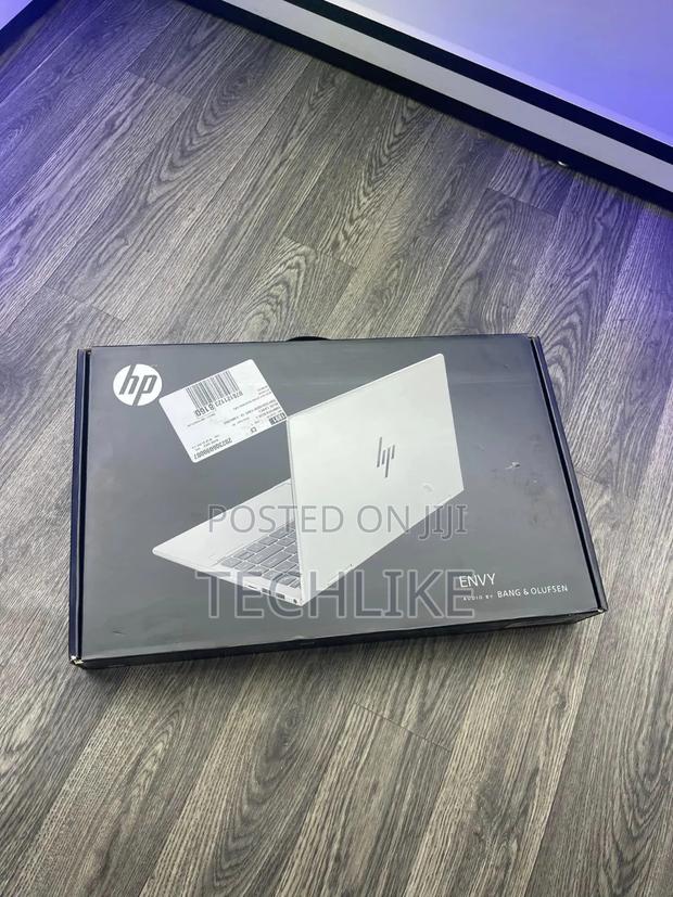 New Laptop HP Envy 14 16GB SSD 512GB · Photo 1