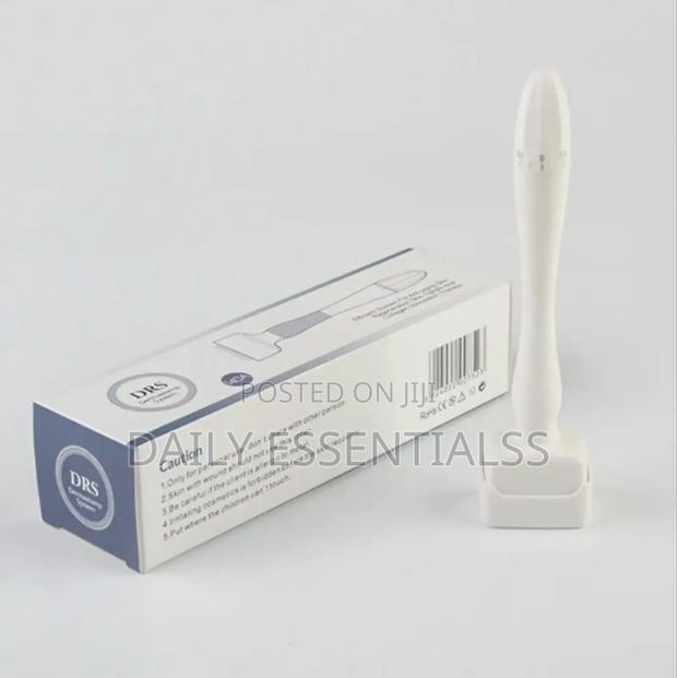 Spot-Treatment Hero – Derma Stamp · Photo 1