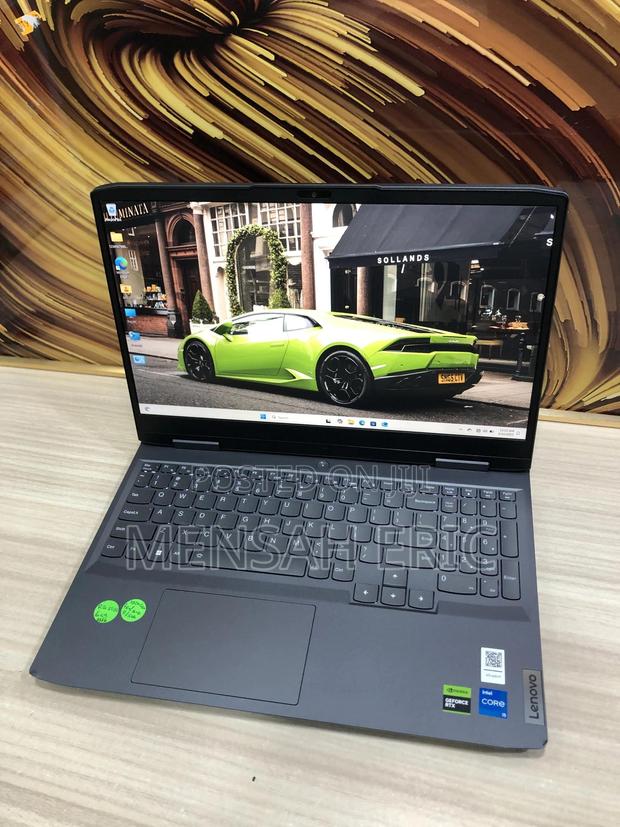 Laptop Lenovo LOQ 15IRH8 8GB Intel Core I5 SSD 512GB · Photo 1