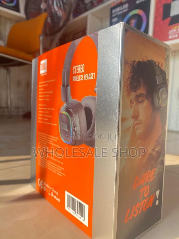 JBL Headphone · Photo 3