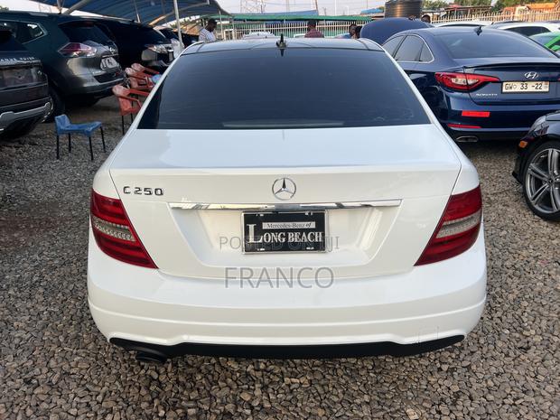 Mercedes-Benz C250 2014 White · Photo 6