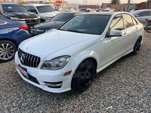 Mercedes-Benz C250 2014 White · Photo 1
