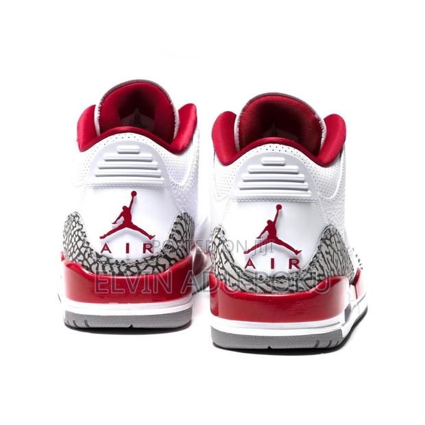 Air Jordan 3 Retro Cardinal Red · Photo 3