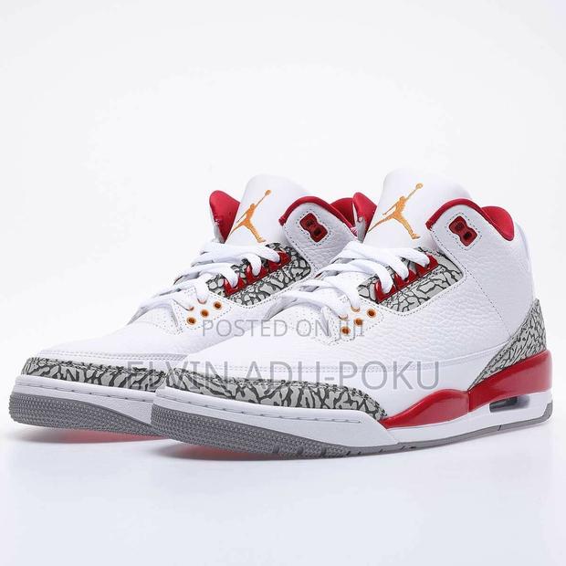 Air Jordan 3 Retro Cardinal Red · Photo 1